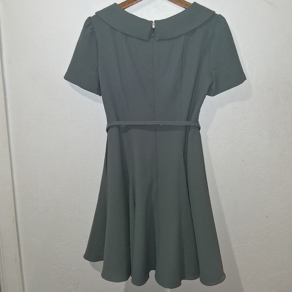 GAL MEETS GLAM Thea Sage Dress - Picture 9 of 11